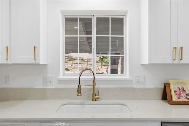 21009 Brentwood, Tehachapi, CA 93561