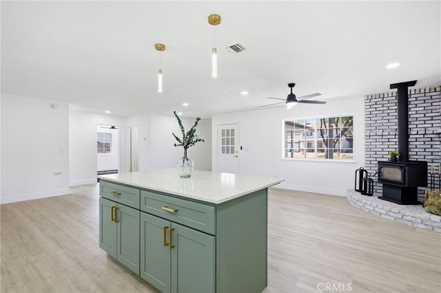 21009 Brentwood, Tehachapi, CA 93561