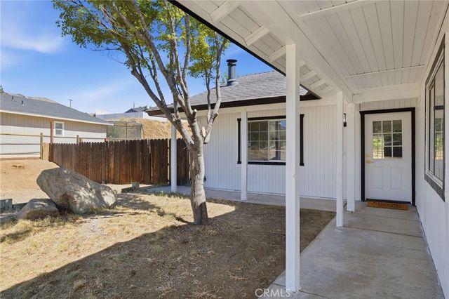 21009 Brentwood, Tehachapi, CA 93561