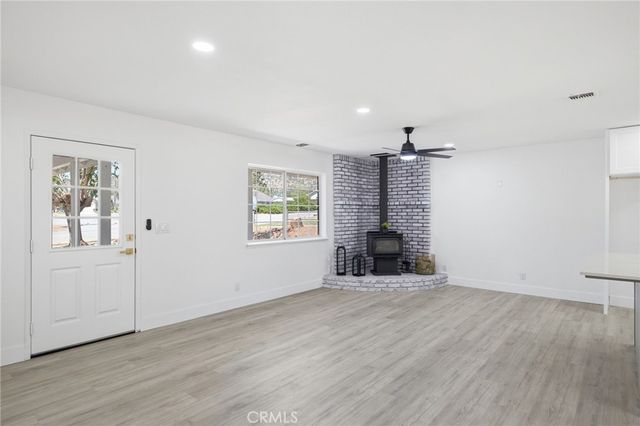 21009 Brentwood, Tehachapi, CA 93561