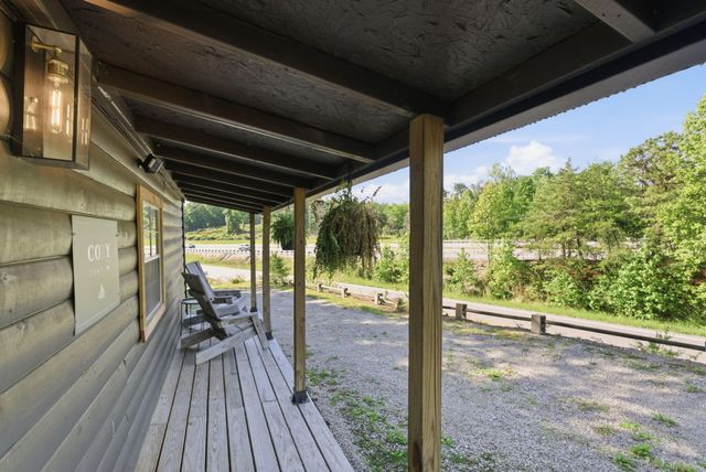 8086, 8222, 8225 Hwy 15, Pine Ridge, KY 41360