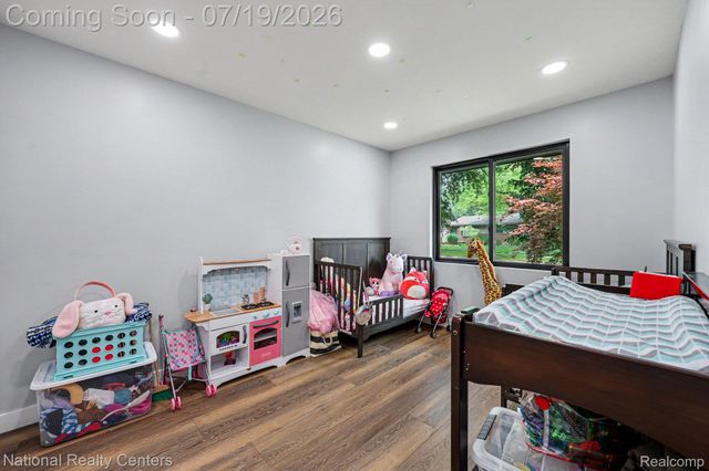 290 Larkspur Street, Ann Arbor, MI 48105