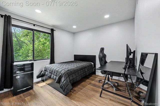 290 Larkspur Street, Ann Arbor, MI 48105