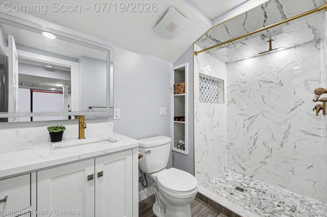 290 Larkspur Street, Ann Arbor, MI 48105