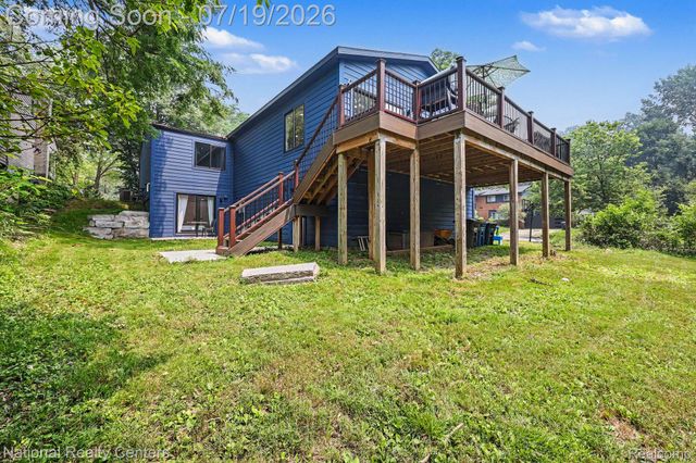 290 Larkspur Street, Ann Arbor, MI 48105