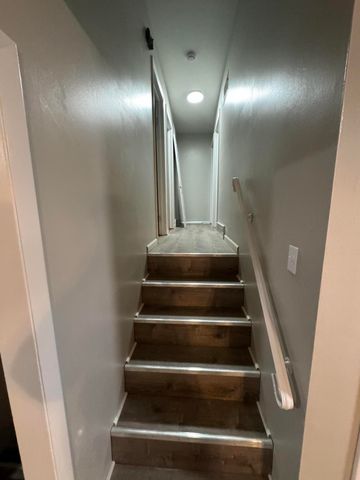 2425 W 41st Avenue, Gary, IN 46408