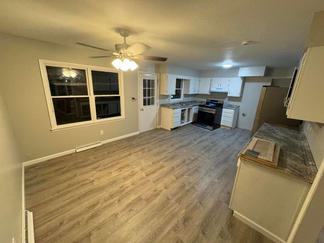 2425 W 41st Avenue, Gary, IN 46408