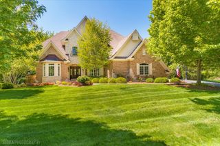 103 Equestrian Way, Hawthorn Woods, IL 60047