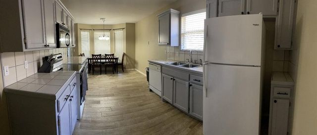 10413 NW 45th Street, Yukon, OK 73099