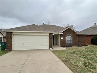10413 NW 45th Street, Yukon, OK 73099