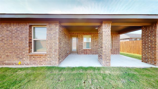 15133 Ace Drive, Dallas, TX 75253