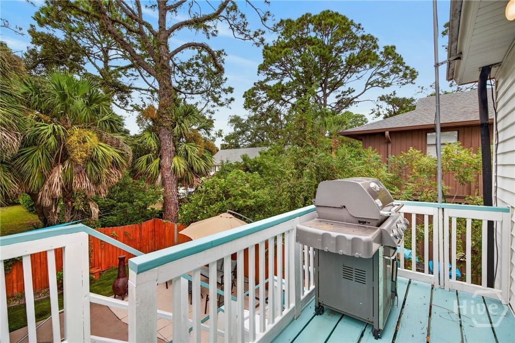 Image 20 of property listing at 505 Jones Avenue, Tybee Island, GA 31328