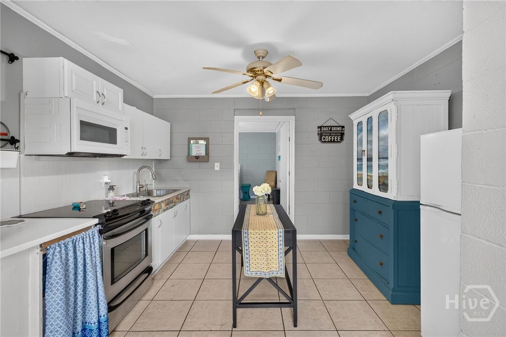 Image 51 of property listing at 505 Jones Avenue, Tybee Island, GA 31328