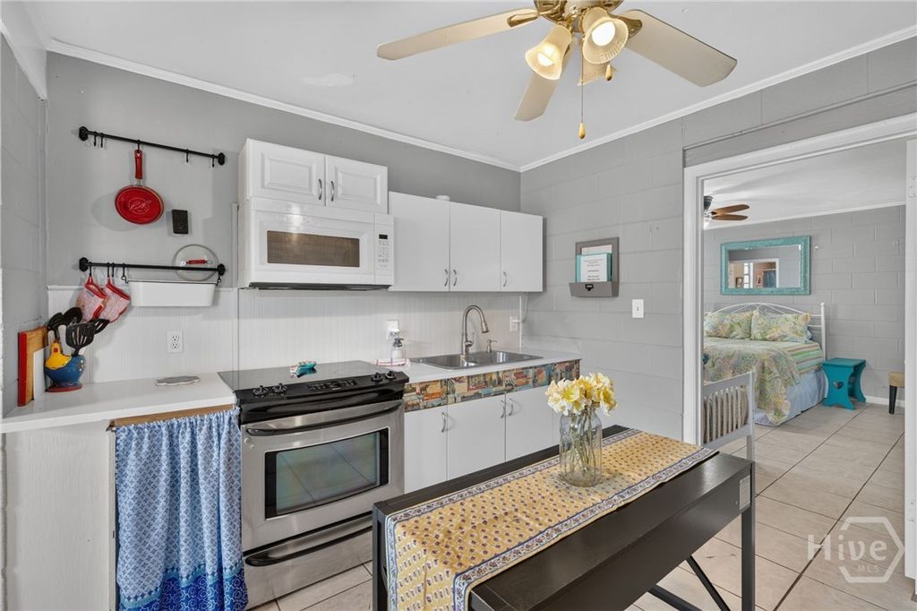 Image 52 of property listing at 505 Jones Avenue, Tybee Island, GA 31328