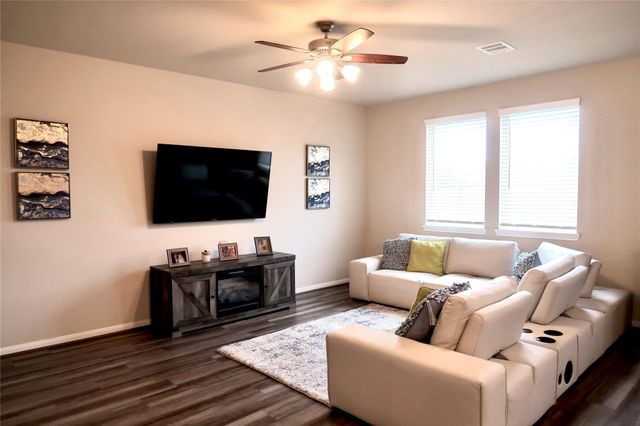 9850 Copper Ranch Trail, Richmond, TX 77406