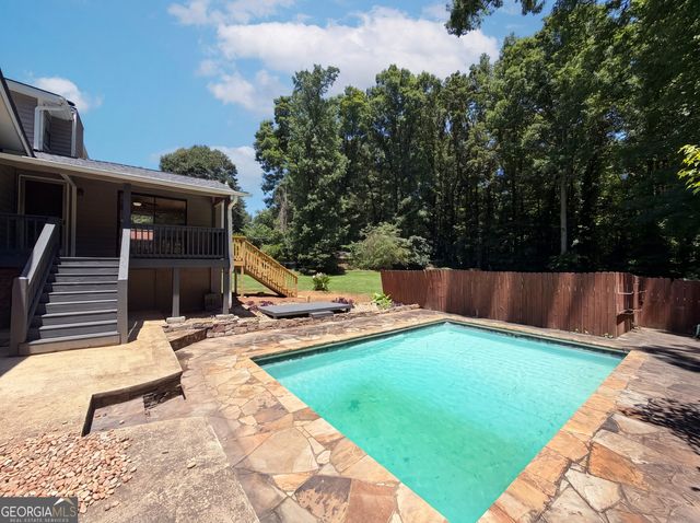 104 Belair Lane, Stockbridge, GA 30281