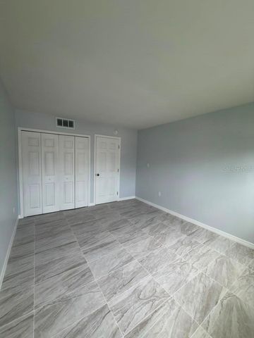 843 SKY LAKE CIRCLE B, Orlando, FL 32809