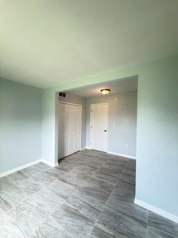 843 SKY LAKE CIRCLE B, Orlando, FL 32809