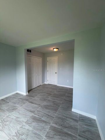 843 SKY LAKE CIRCLE B, Orlando, FL 32809
