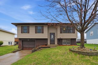 1754 Valley Drive, Davenport, IA 52806