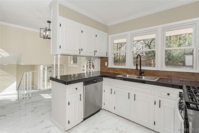 3716 Dalraida Terrace, Montgomery, AL 36109