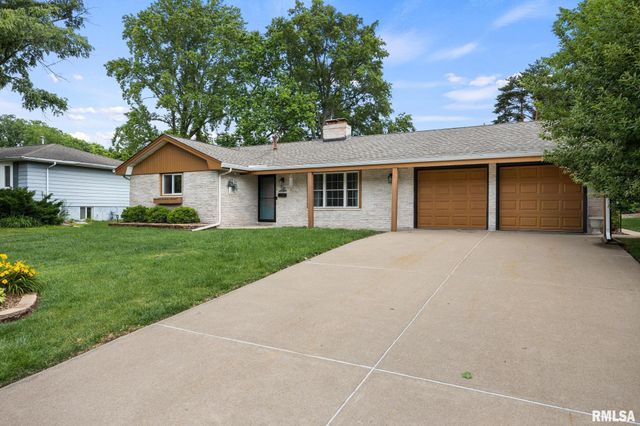 3411 CHARTWELL Street, Peoria, IL 61614