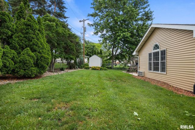 3411 CHARTWELL Street, Peoria, IL 61614