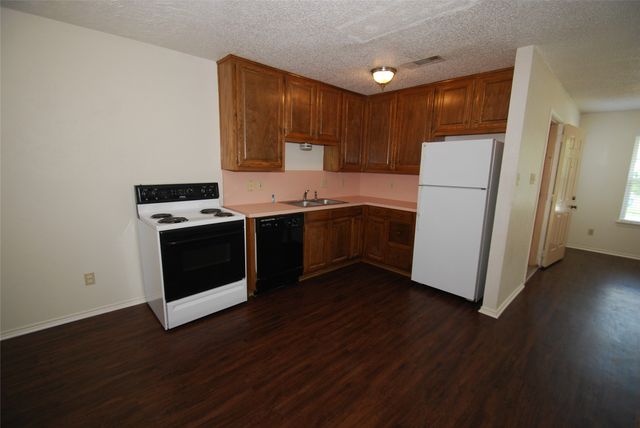 405 Shoreline Drive, Lakewood Village, TX 75068