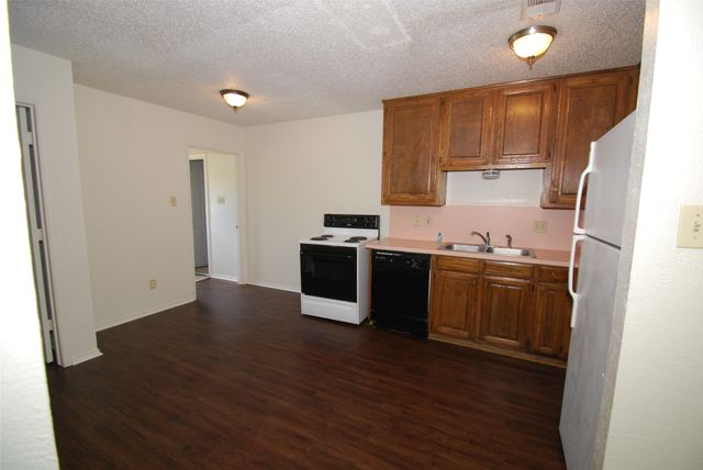 405 Shoreline Drive, Lakewood Village, TX 75068