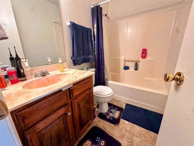 405 Shoreline Drive, Lakewood Village, TX 75068