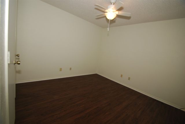 405 Shoreline Drive, Lakewood Village, TX 75068