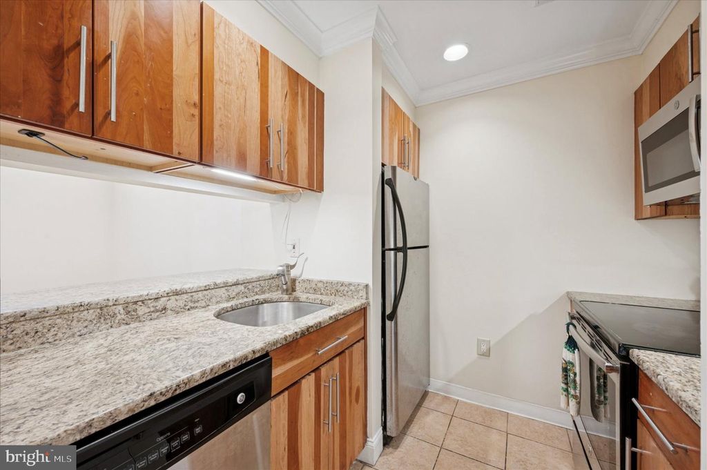 1601-00 SPRING GARDEN ST #205, PHILADELPHIA, PA 19130 — photo 2