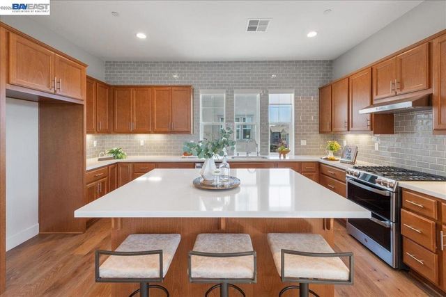 2062 Confidence Way, Dublin, CA 94568