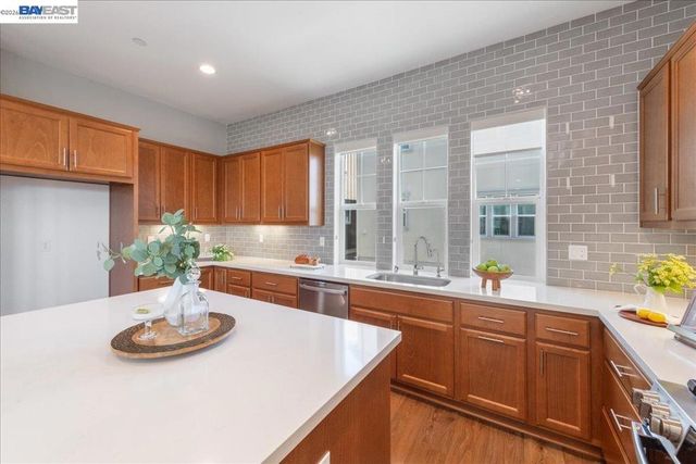 2062 Confidence Way, Dublin, CA 94568