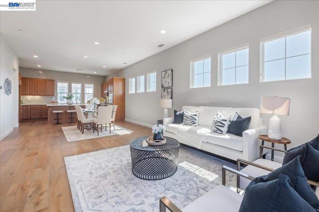 2062 Confidence Way, Dublin, CA 94568