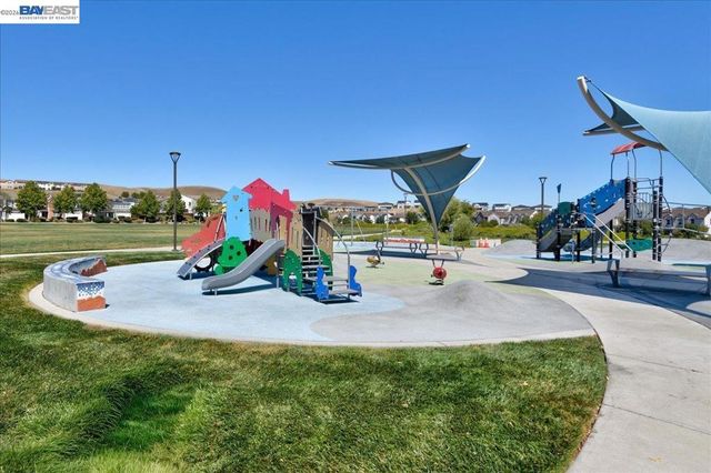 2062 Confidence Way, Dublin, CA 94568