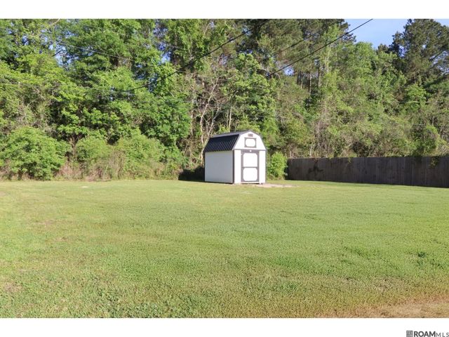 38089 Falcon Wood Dr, Denham Springs, LA 70706