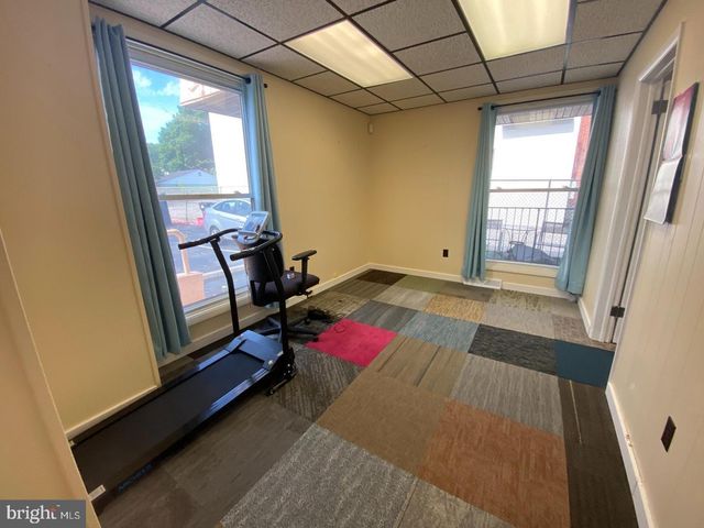 1071 E LANDIS AVE, Vineland, NJ 08360