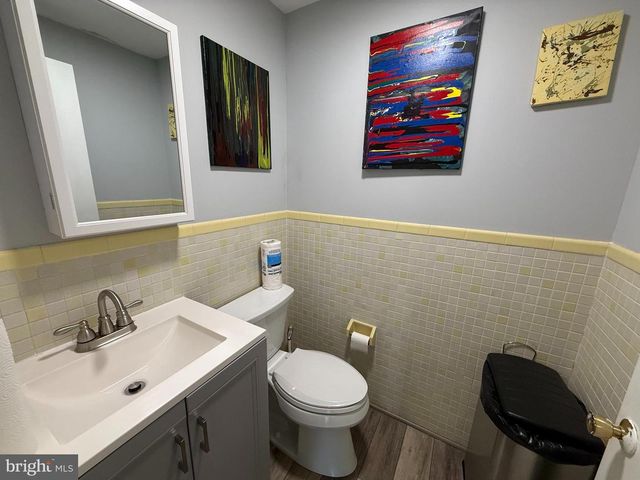 1071 E LANDIS AVE, Vineland, NJ 08360