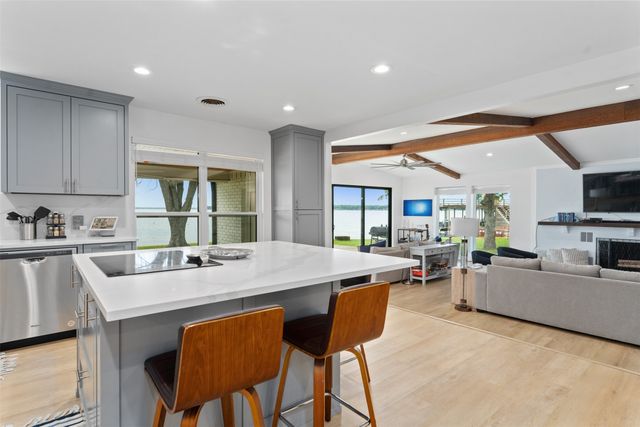 221 Edythe Dee Lane, Mabank, TX 75156