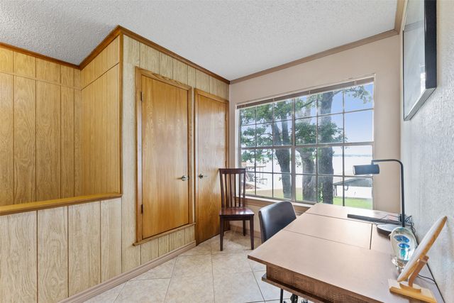 221 Edythe Dee Lane, Mabank, TX 75156