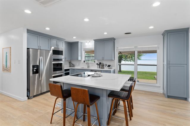 221 Edythe Dee Lane, Mabank, TX 75156