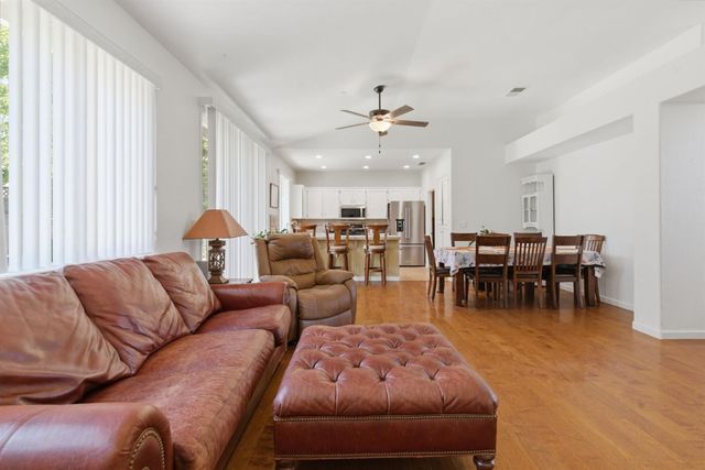1824 Rail St, Manteca, CA 95337
