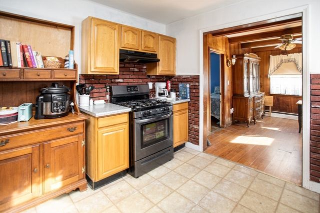 162 Wilbur Ave, Swansea, MA 02777