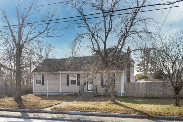162 Wilbur Ave, Swansea, MA 02777