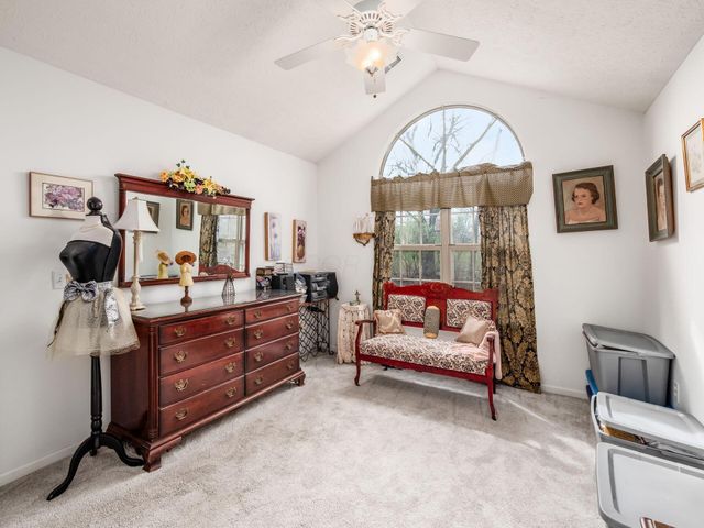 3721 Orchard Way, Powell, OH 43065