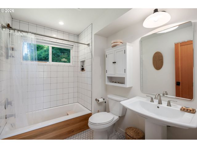 12990 I St, Nehalem, OR 97131