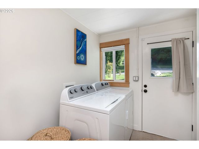 12990 I St, Nehalem, OR 97131