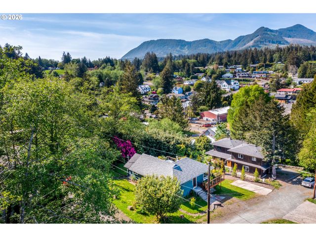 12990 I St, Nehalem, OR 97131