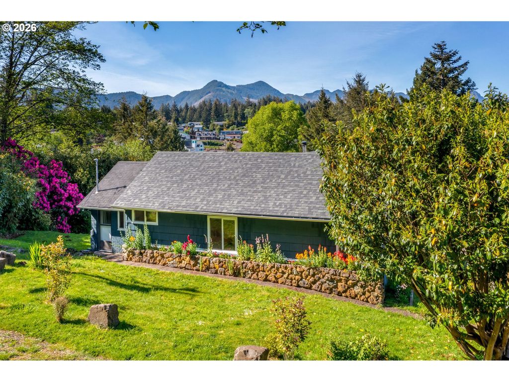 12990 I St, Nehalem, OR 97131